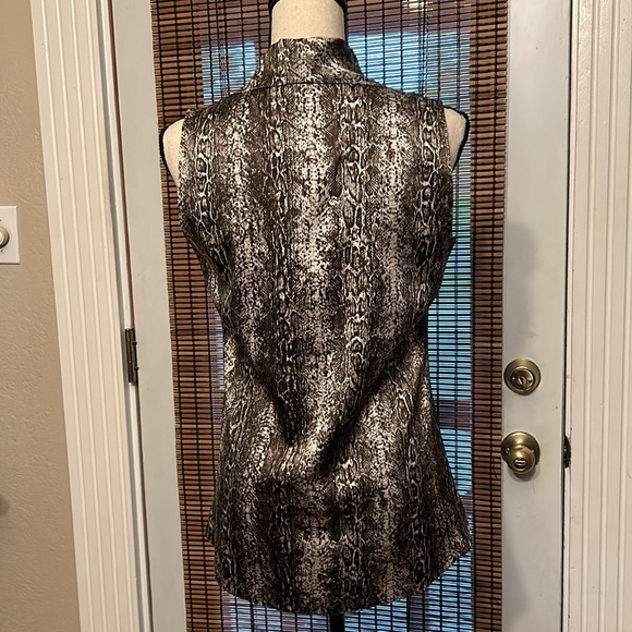 Elie Tahari Silk Eloise Blouse Honey Maple Size SM NWT - Picture 3 of 6